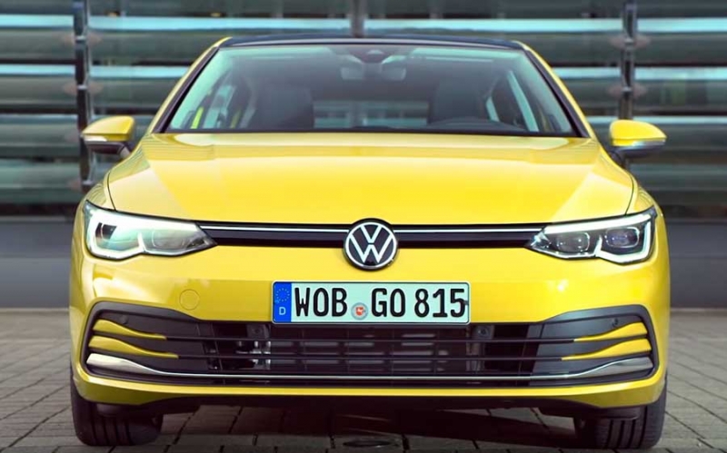 Volkswagen Golf 8: умный городской седан нового поколения