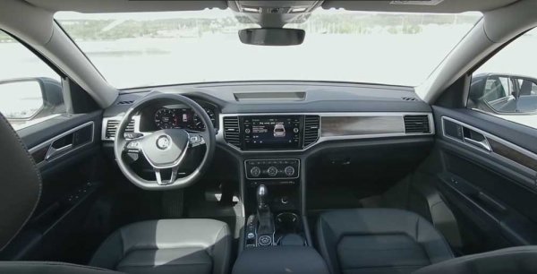 Volkswagen Teramont - большой роскошный городской кроссовер