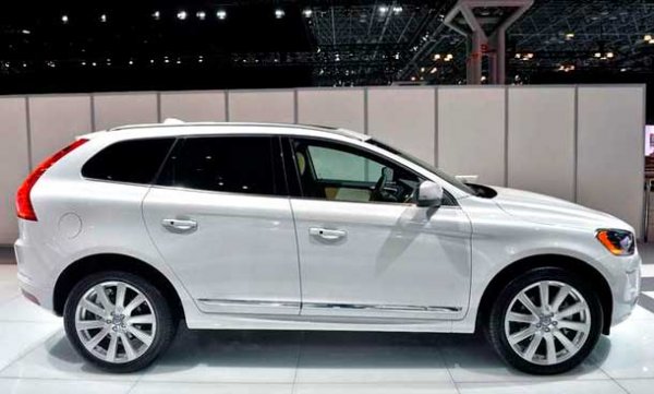 Volvo выпустит новый кроссовер XC40 в 2018 году