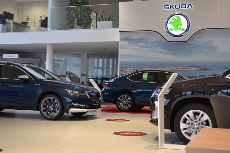 Возвращение обновленной Skoda Fabia на автомобильный рынок: чего ожидать от бюджетной модели с передним приводом