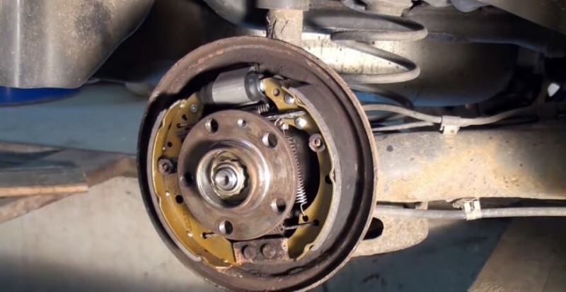 Задние тормозные колодки Volkswagen Polo