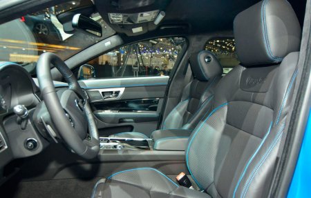 Откройте для себя Jaguar XFR-S Sportbrake 2014 года